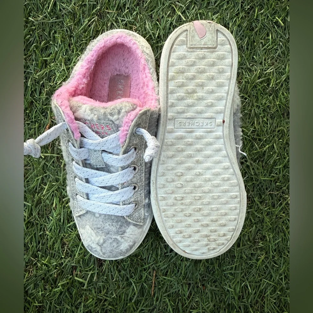 Skechers Girl's Street Goldie-Generation Cozy Sneaker Sz(12)